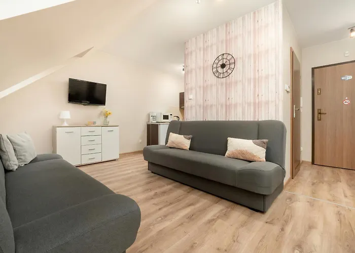 Apartment Jasne I Przytulne Sun Seasons 24 W Karpaczu Z Parkingiem I Balkonem By Renters